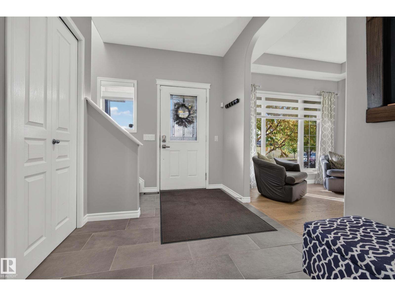 Property photograph 6 for MLS E4512243