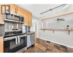 3pc Bathroom - 1005 Hunterhaven Road Nw, Calgary, AB T2K4K4 Photo 9