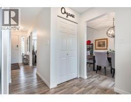 5617 Curtis Place, Sechelt, BC V7Z0R9 Photo 15