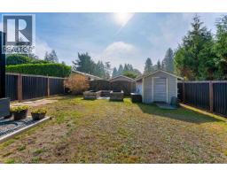5617 Curtis Place, Sechelt, BC V7Z0R9 Photo 22