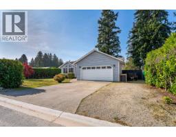 5617 Curtis Place, Sechelt, BC V7Z0R9 Photo 28