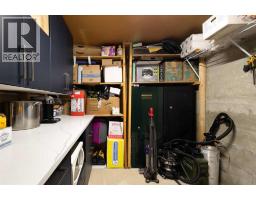 809 68 Avenue SW - photo 18