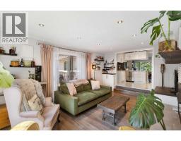 809 68 Avenue SW - photo 8