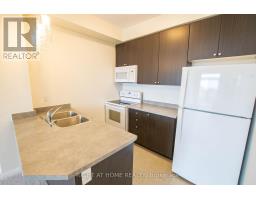 425 - 80 Aspen Springs Drive, Clarington, ON L1C0V4 Photo 10