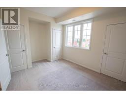 425 - 80 Aspen Springs Drive, Clarington, ON L1C0V4 Photo 9