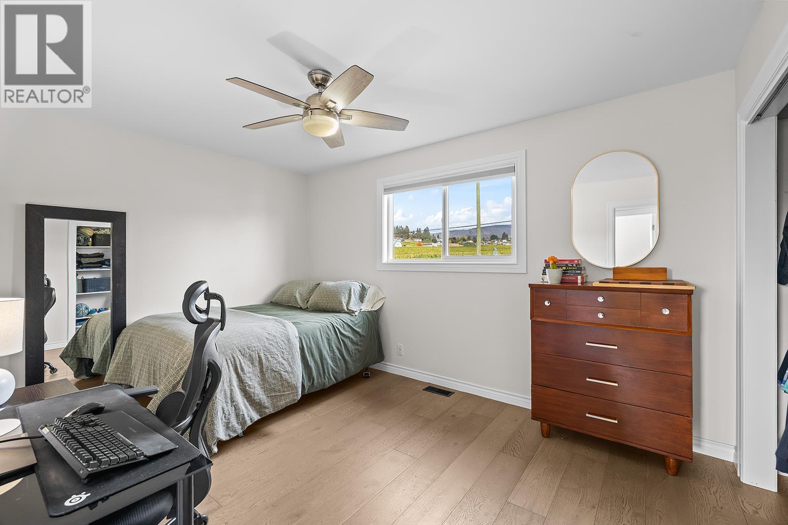 901 Ogden Road - 40