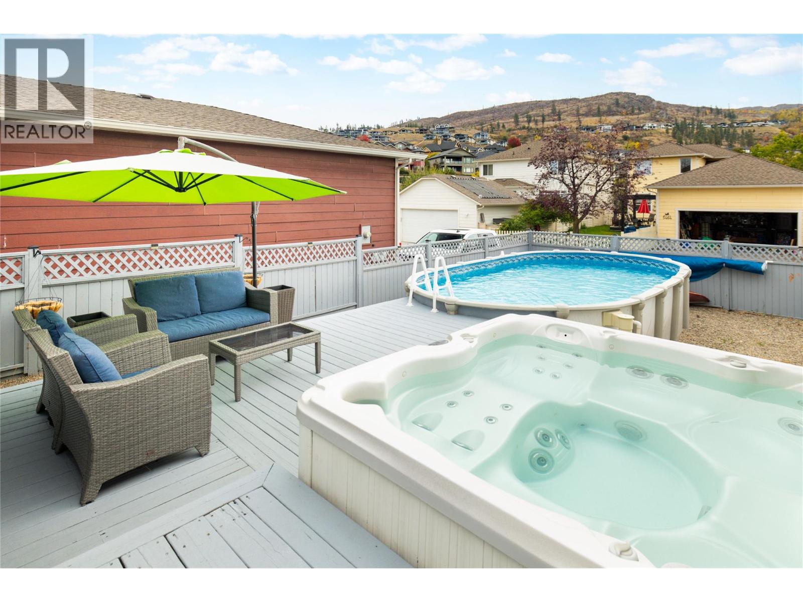 319 McCarren Avenue, Kelowna