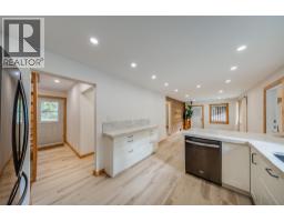283 Wellington Avenue, Warfield, BC V1R2K9 Photo 12