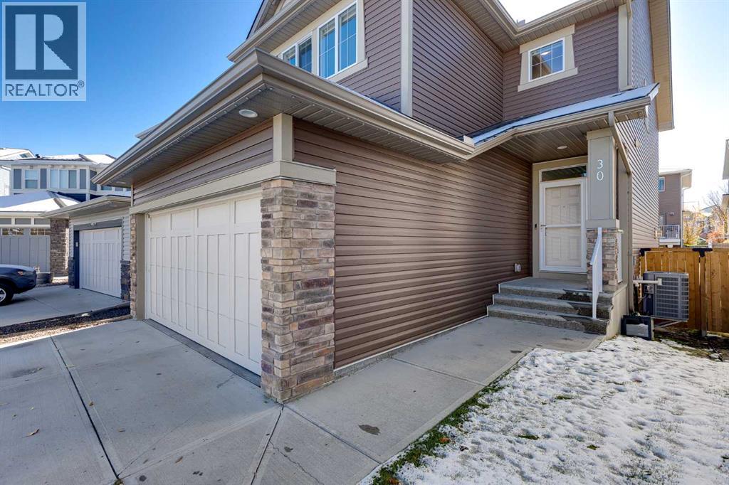 30 Bayview Circle SW - 2