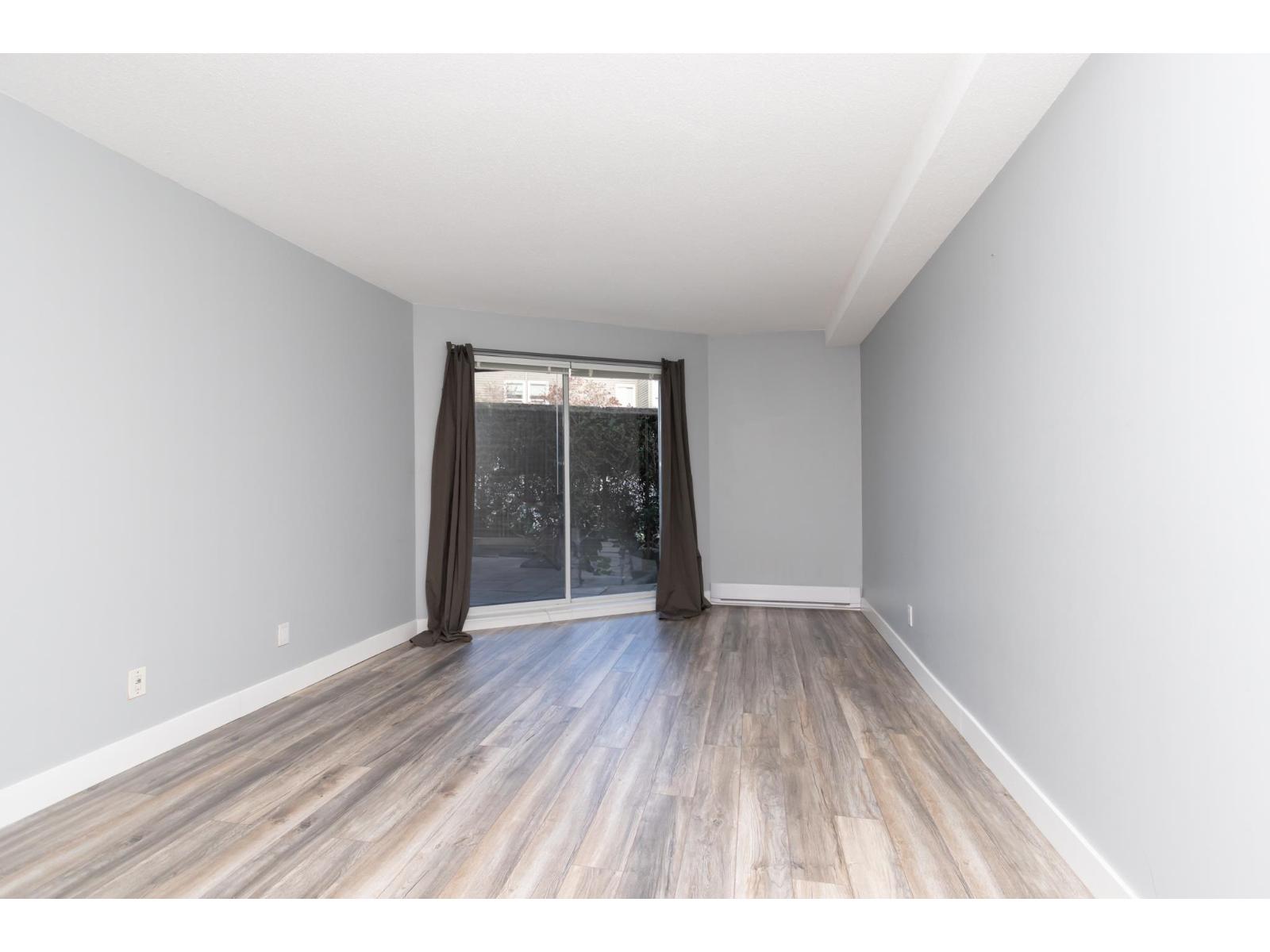 Photo of 103 15150 108 AVENUE 9