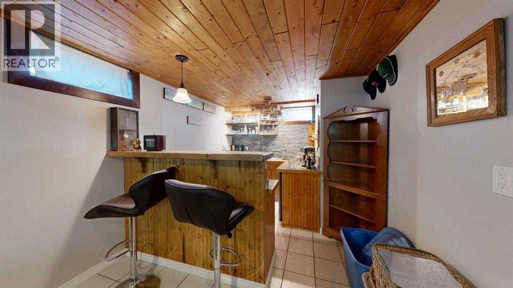 Listing photo – 4002 58 Street, Stettler