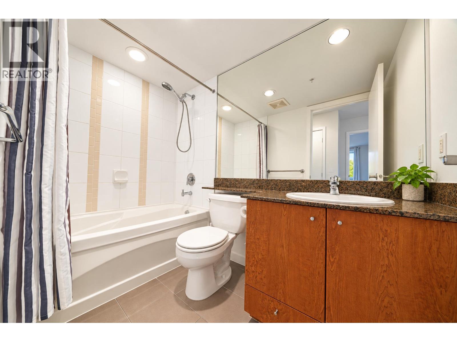 Photo of 2503 7063 HALL AVENUE 27
