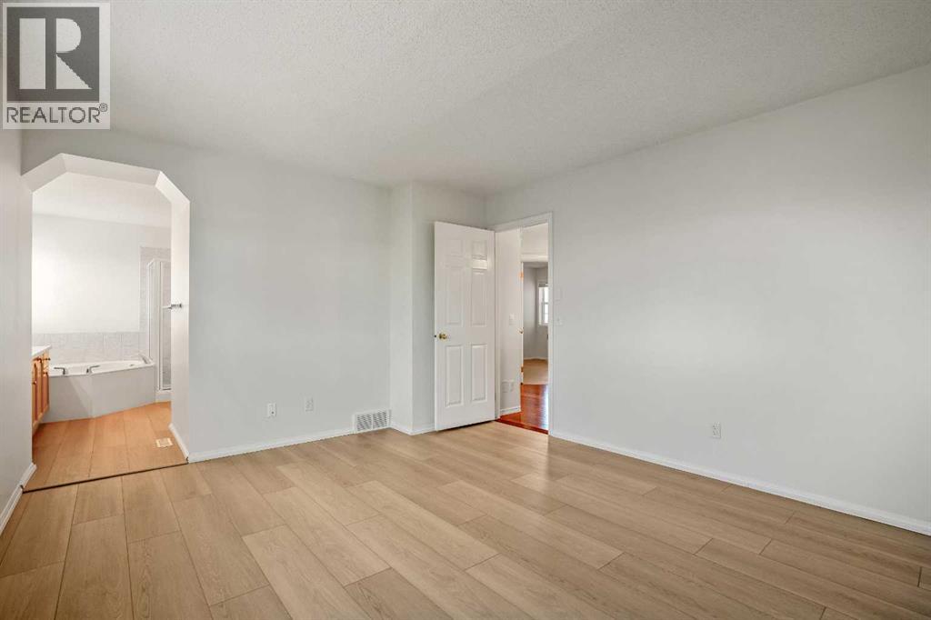 44 Rocky Ridge Close NW - photo 18