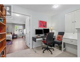 Mud room - 1063 Northgraves Crescent, Ottawa, ON K2M0C6 Photo 10
