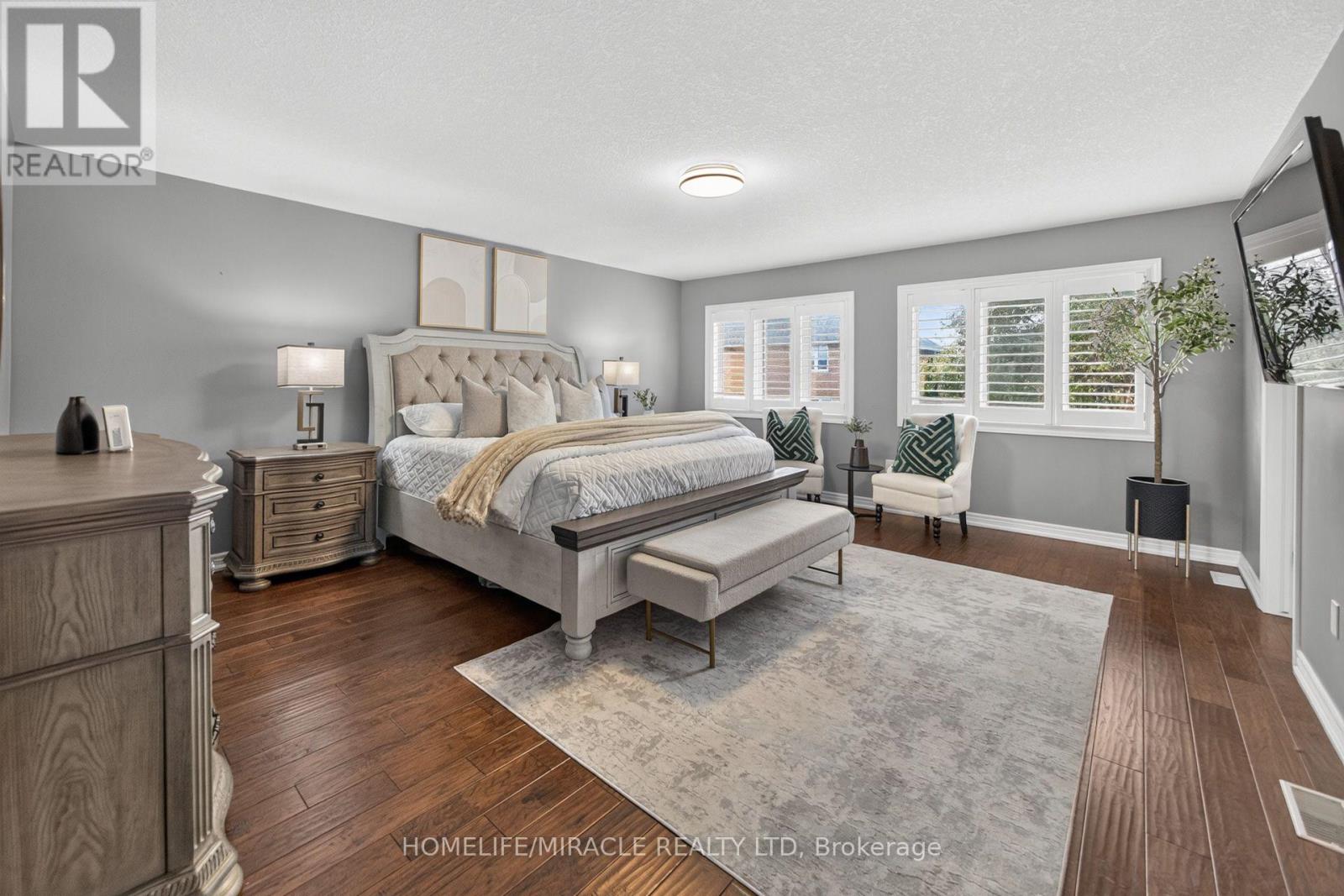 41 KINGSVIEW DRIVE - 36