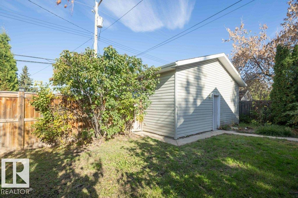 10120 104 ST - 16