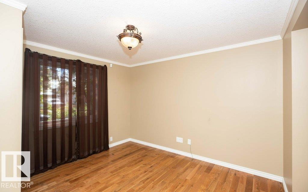 10120 104 ST - 30