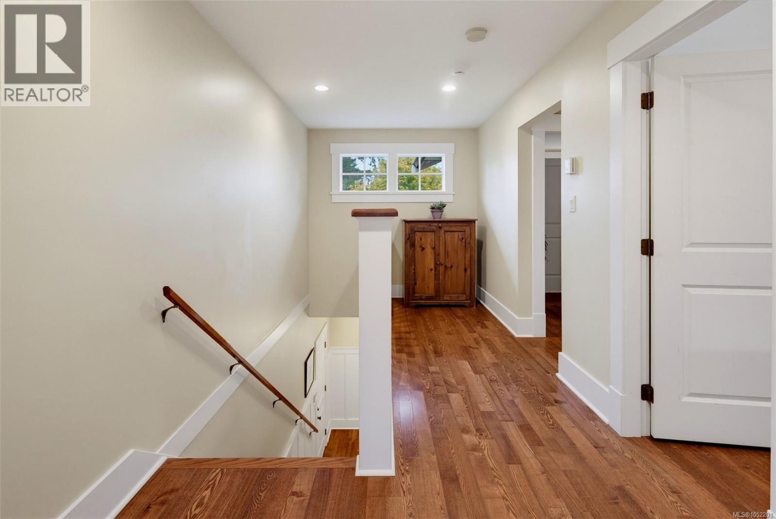  2171 Bartlett Avenue, Oak Bay