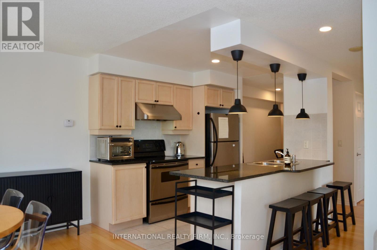 1403 - 70 HIGH PARK AVENUE, Toronto (High Park North)
