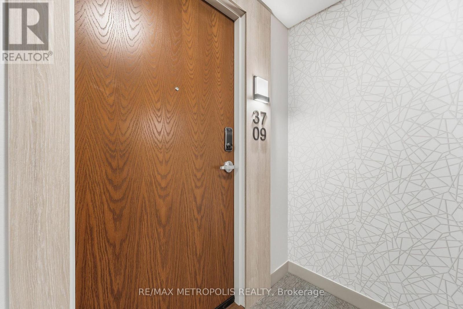 30 Francis Street — photo 13