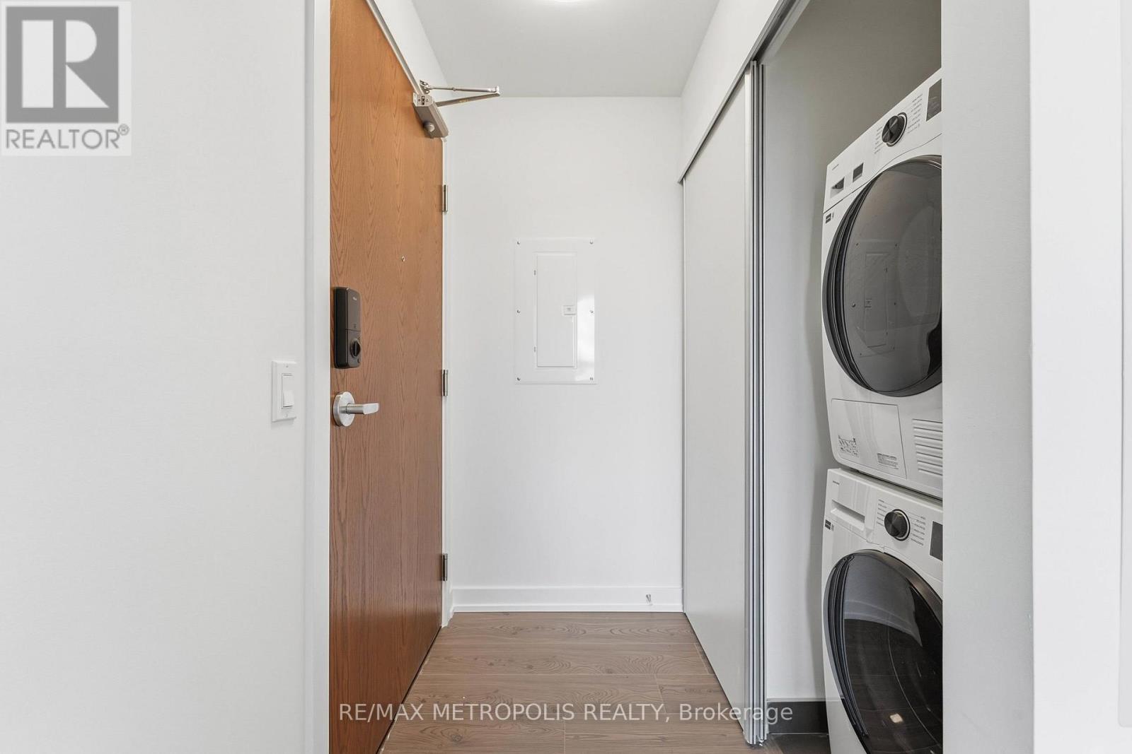 30 Francis Street — photo 15