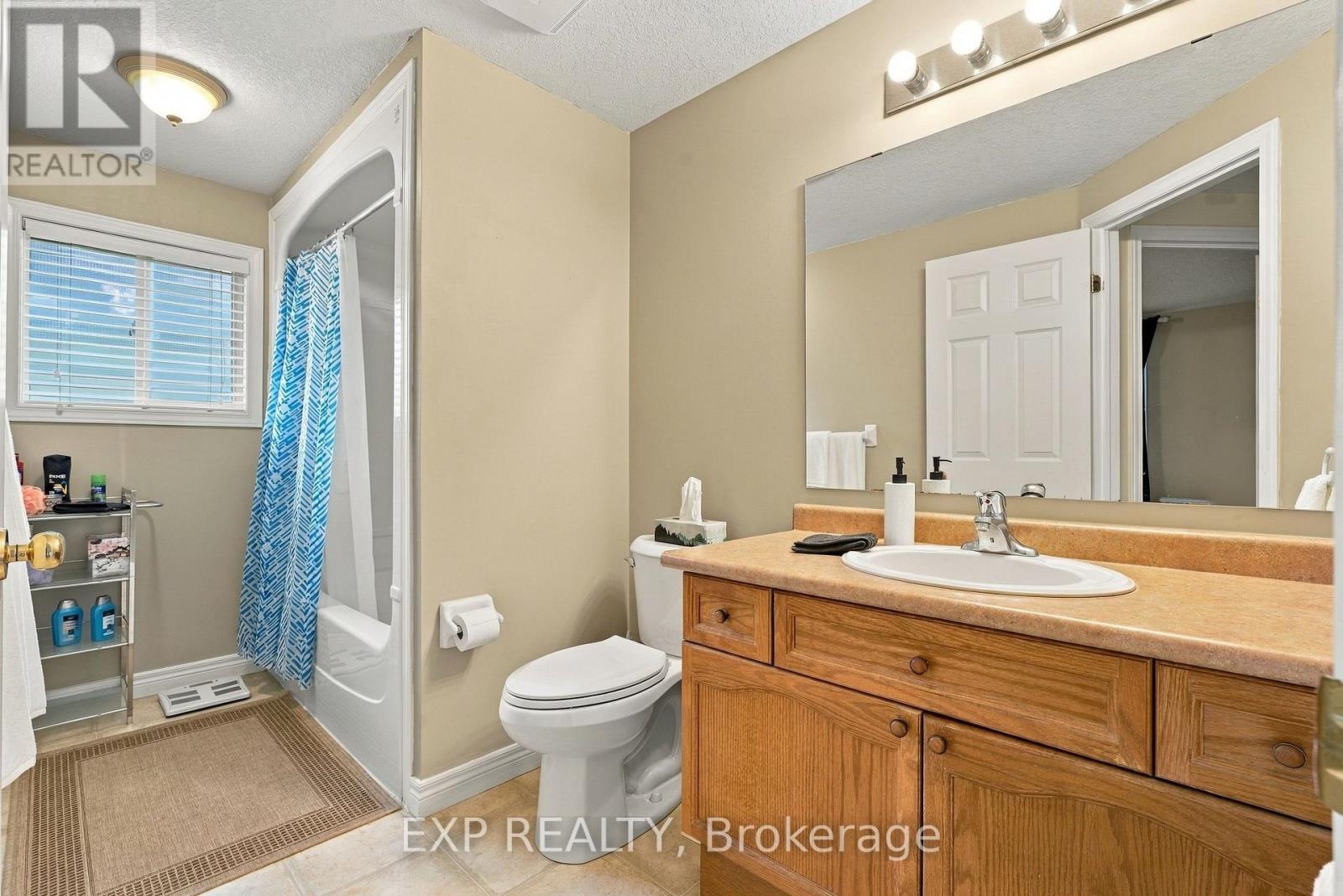 99 STIEFELMEYER Crescent, Wilmot, ON photo 25