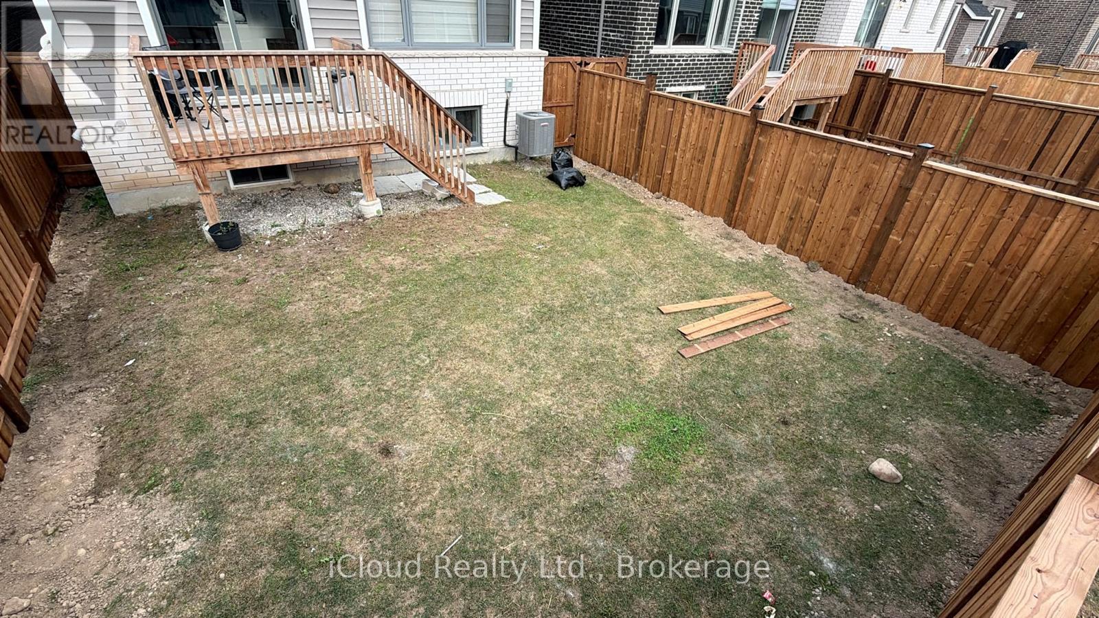 26 Milt Schmidt Street — photo 15