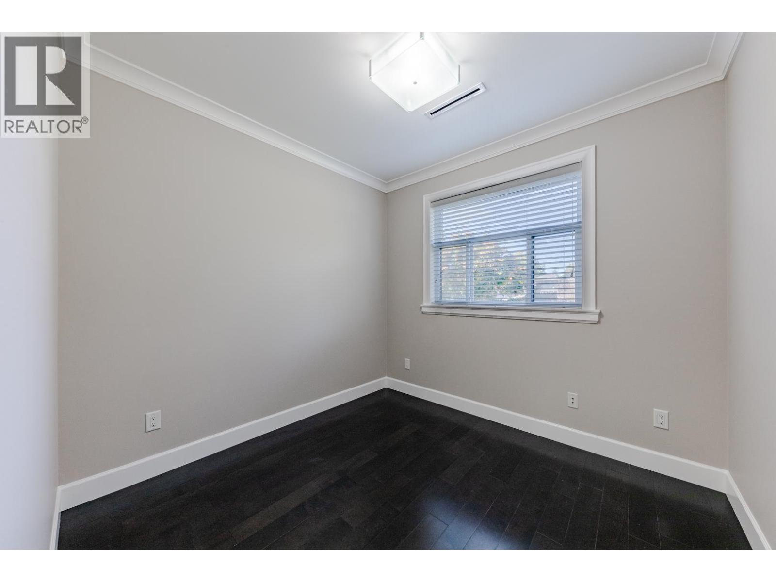 Photo of 5506 COLLEGE STREET 32