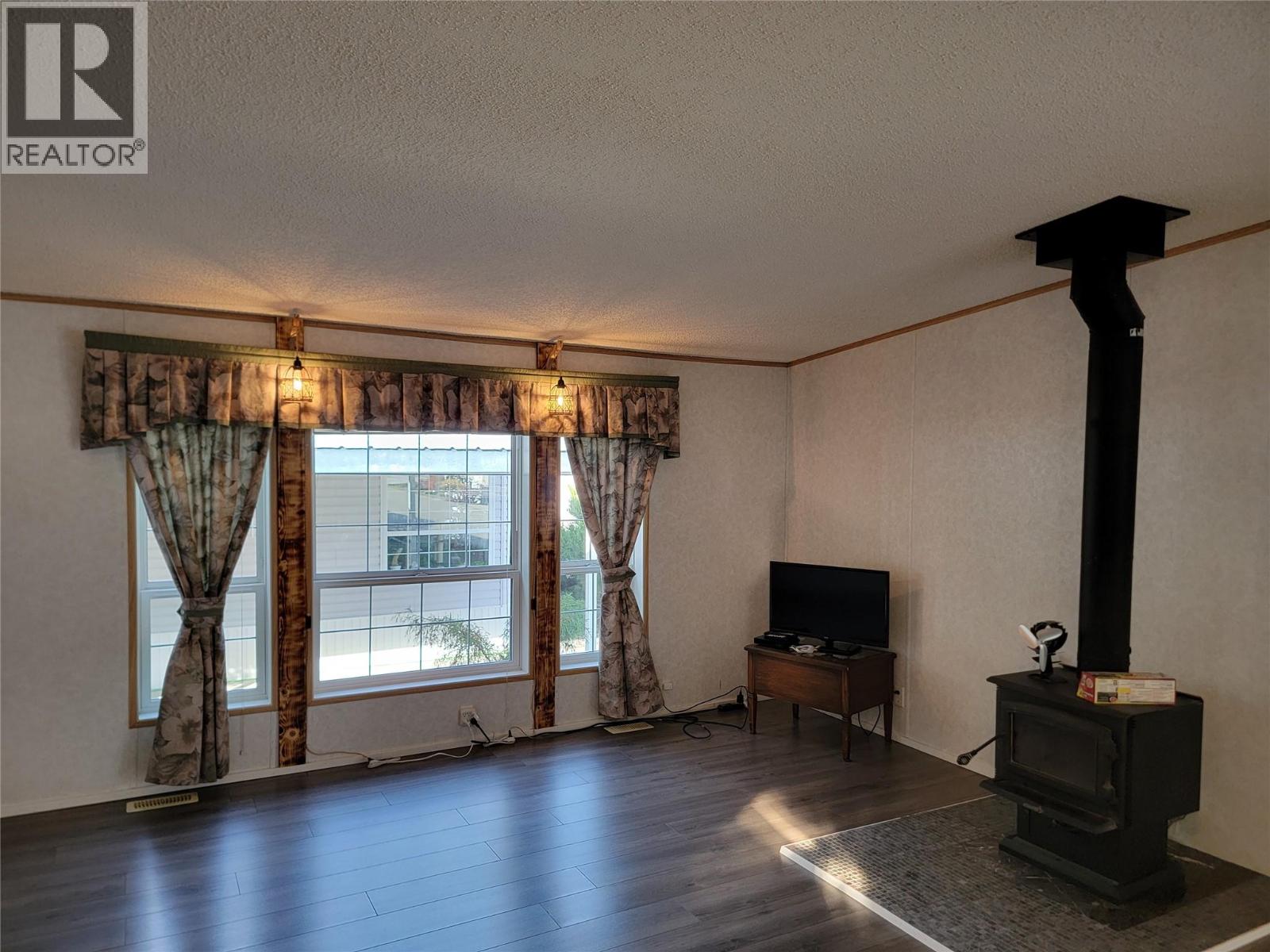 13 1518 Highway 3A Other, Keremeos