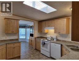 Primary Bedroom - 1518 Highway 3a Unit# 13, Keremeos, BC V0X1N6 Photo 6