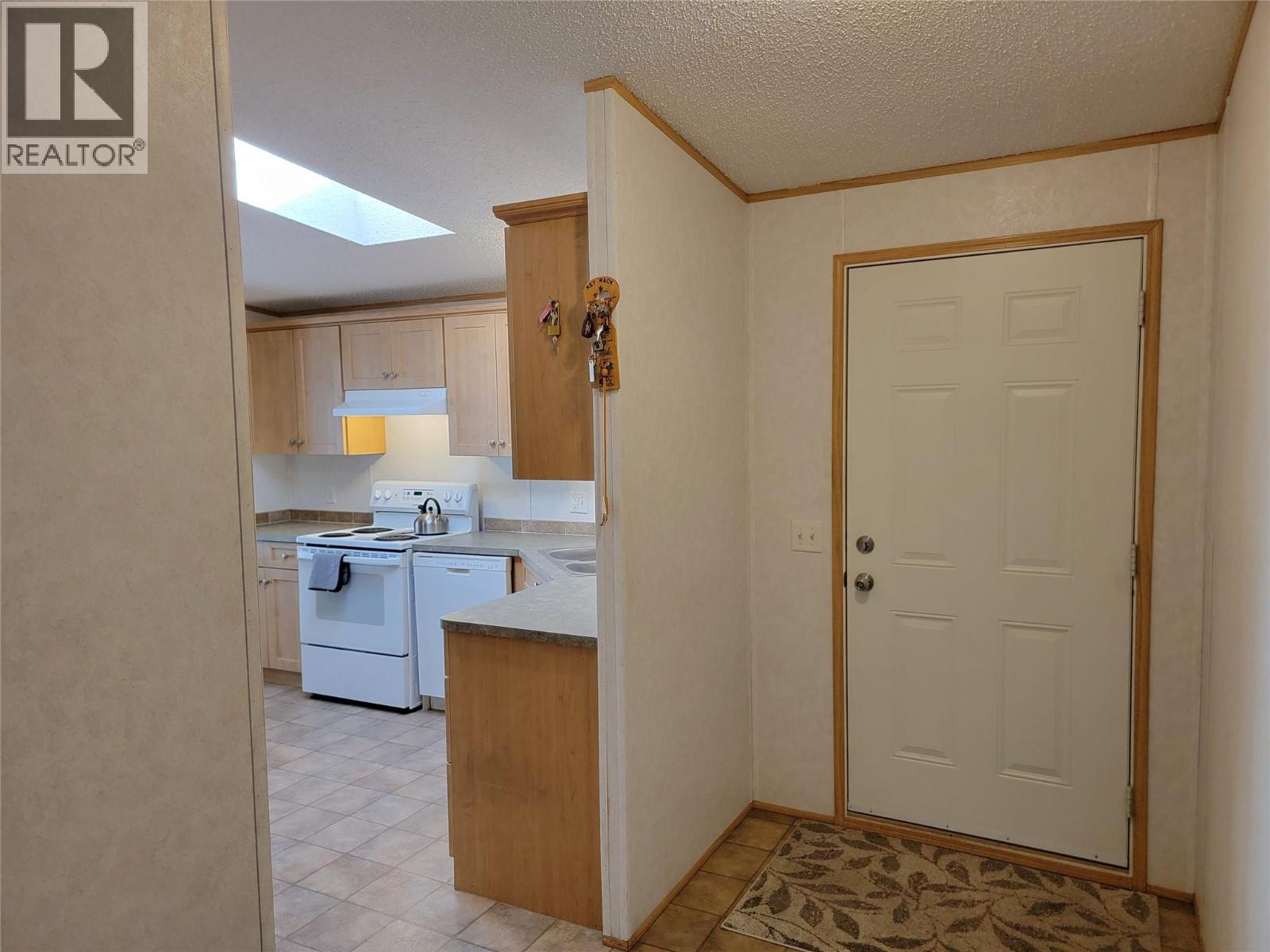 13 1518 Highway 3A Other, Keremeos