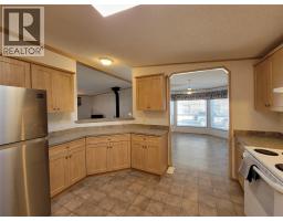 1518 Highway 3a Unit# 13, Keremeos, BC V0X1N6 Photo 11