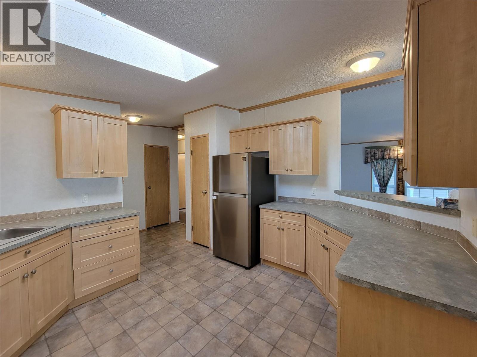 13 1518 Highway 3A Other, Keremeos