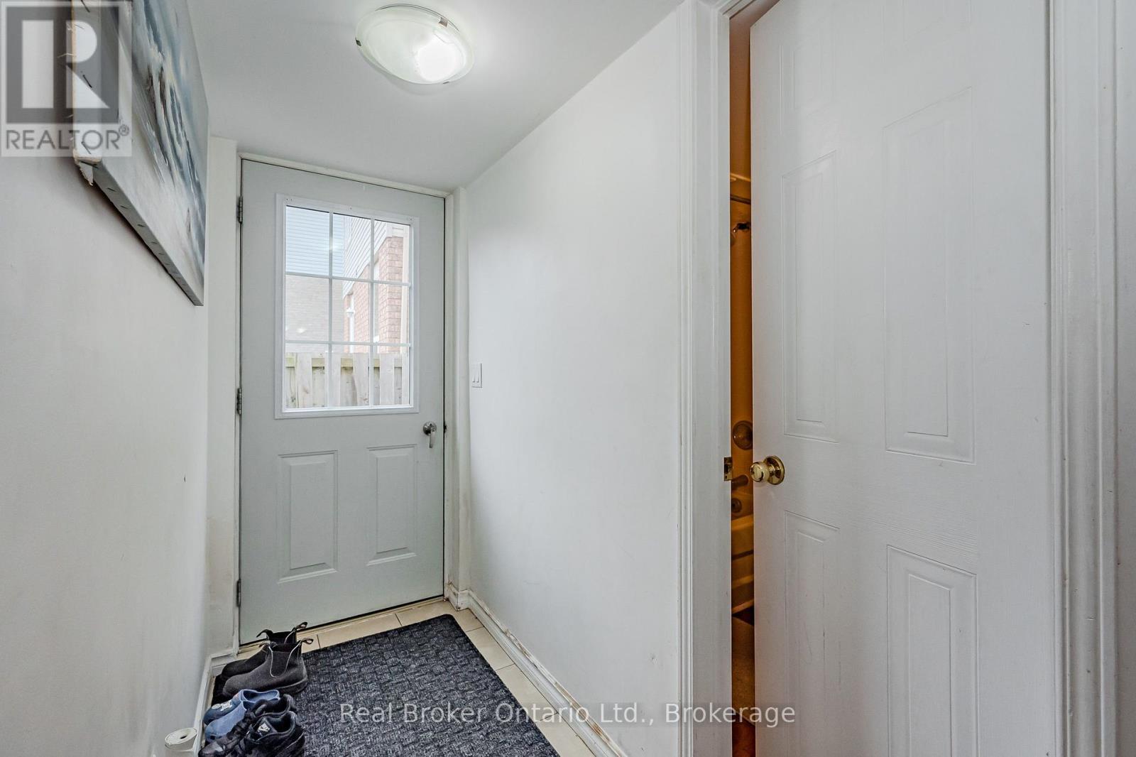 B - 14 SOUTHCREEK TRAIL, Guelph (Kortright West) — photo 4