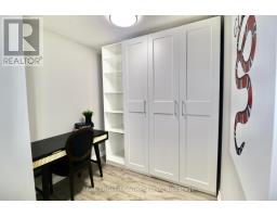 1902 - 381 Front Street, Toronto, ON M5V3R8 Photo 15