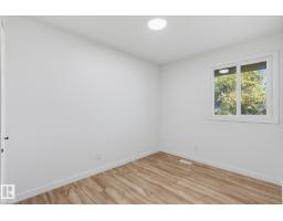 133 Woodstock Nw, Edmonton, AB T5T0H6 Photo 13