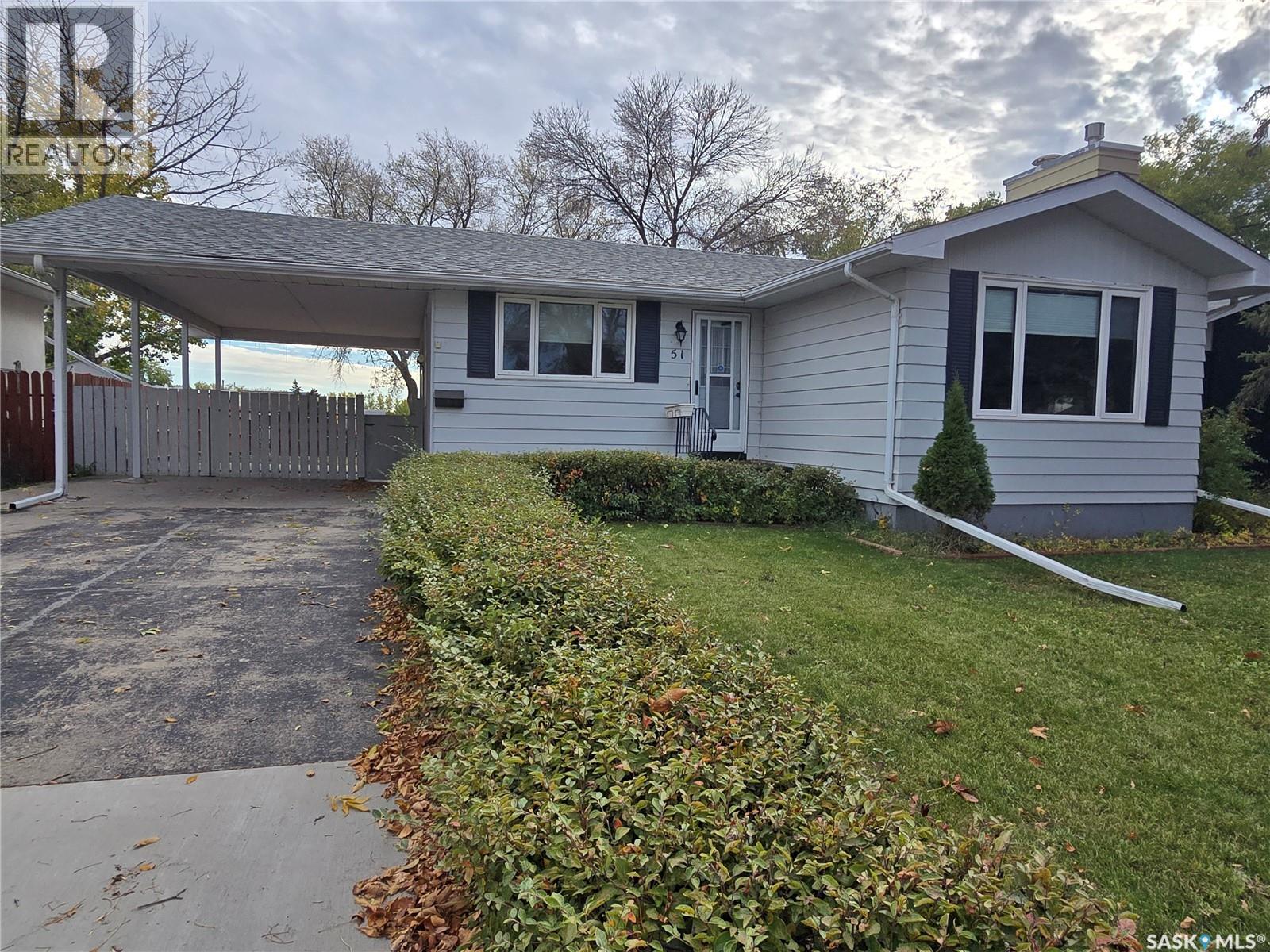 51 SIBBALD CRESCENT, Regina
