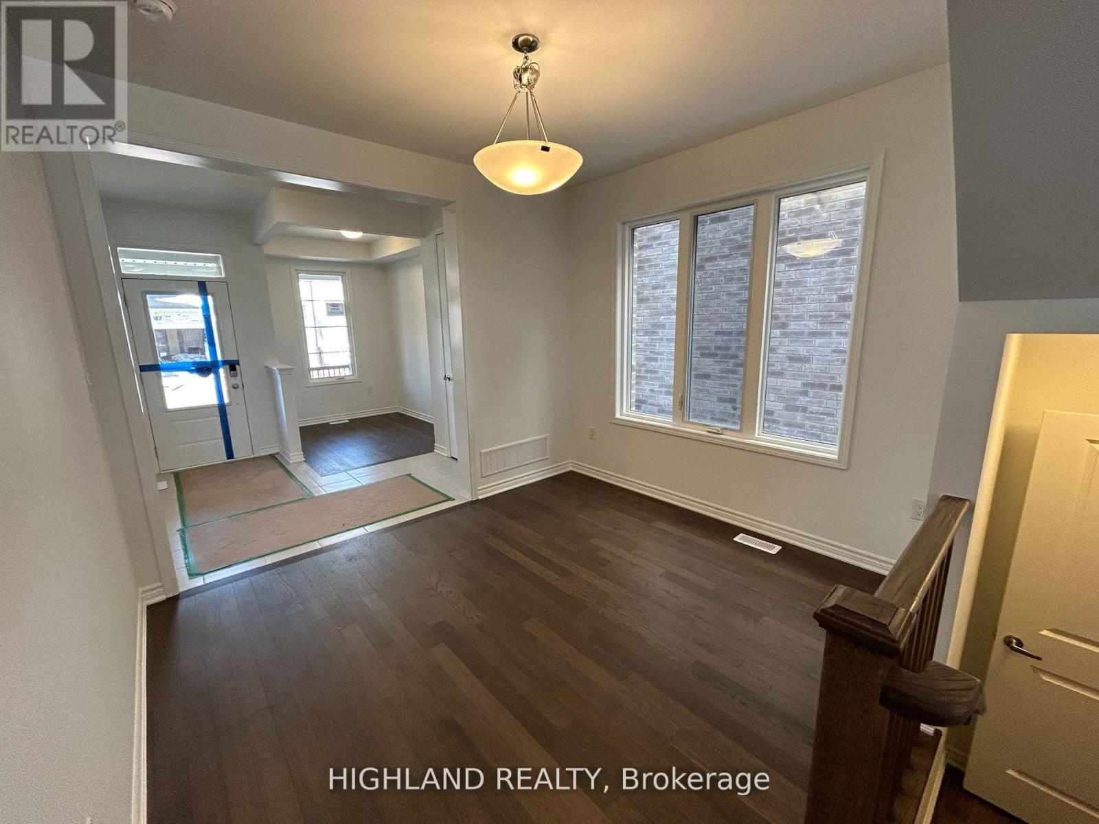 1186 STACEY CRESCENT, Milton (BW Bowes) — photo 2