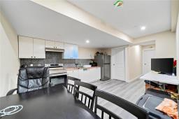 65 Sawka Bay, Winnipeg, MB R2R3A6 Photo 27