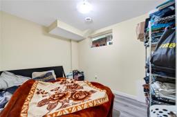 65 Sawka Bay, Winnipeg, MB R2R3A6 Photo 33