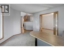 Primary Bedroom - 212 Riverview Close Se, Calgary, AB T2C4G7 Photo 13
