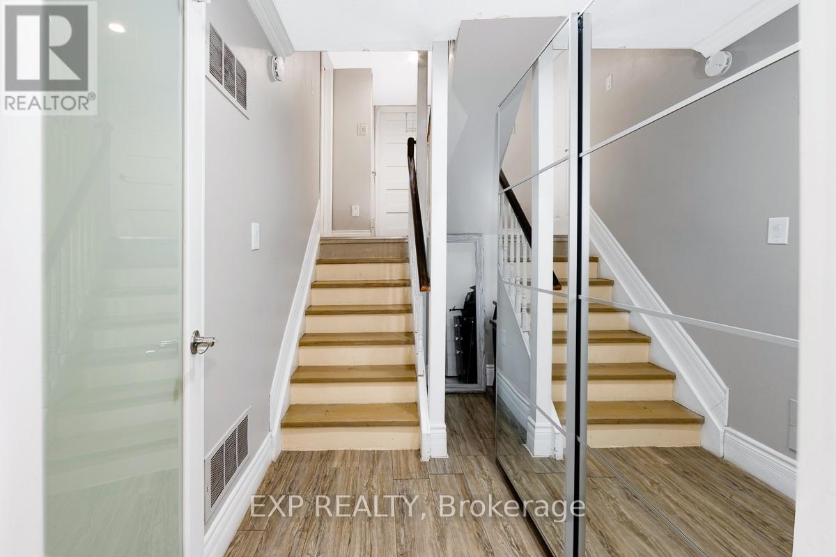 321 Mutual Street — photo 16