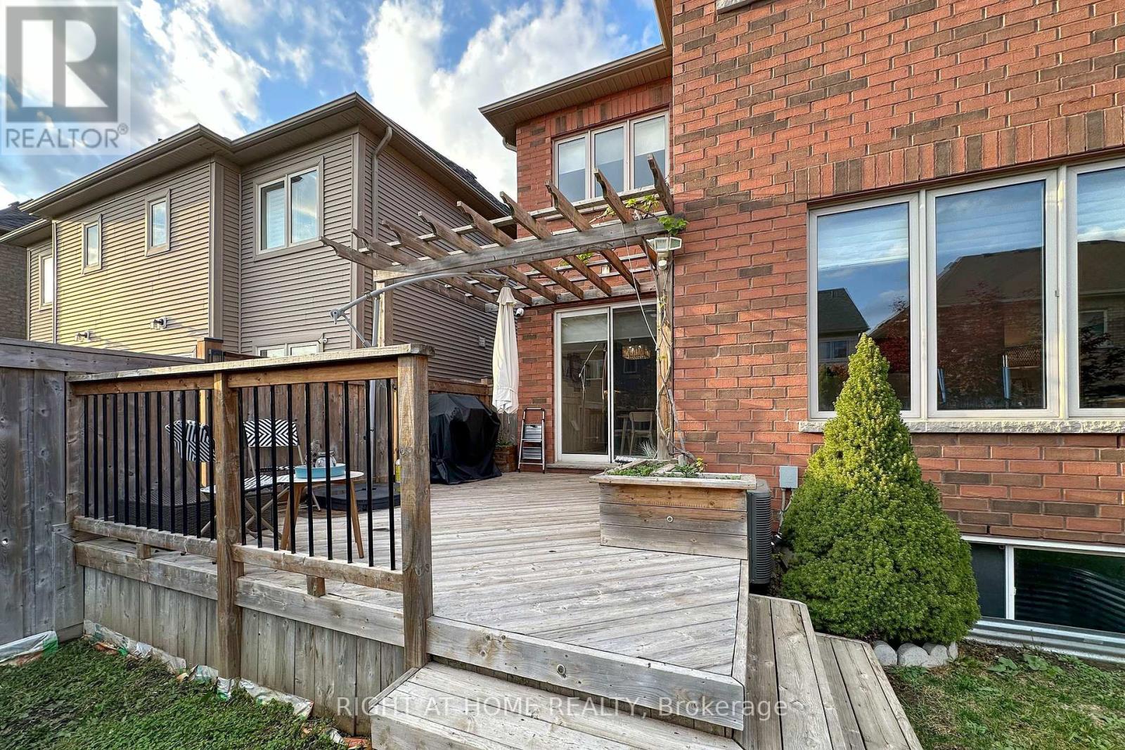 203 Lady Angela Avenue, Oshawa, ON photo 37