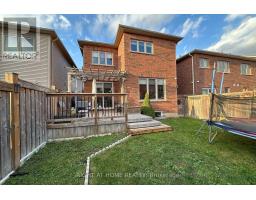 203 Lady Angela Avenue, Oshawa, ON L1L0K3 Photo 36