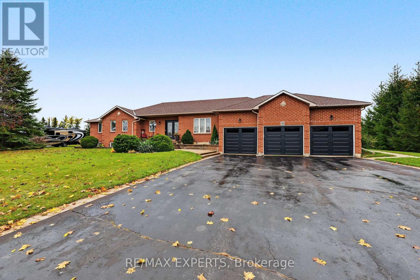 10 LIMOSANO STREET, Scugog — photo 3