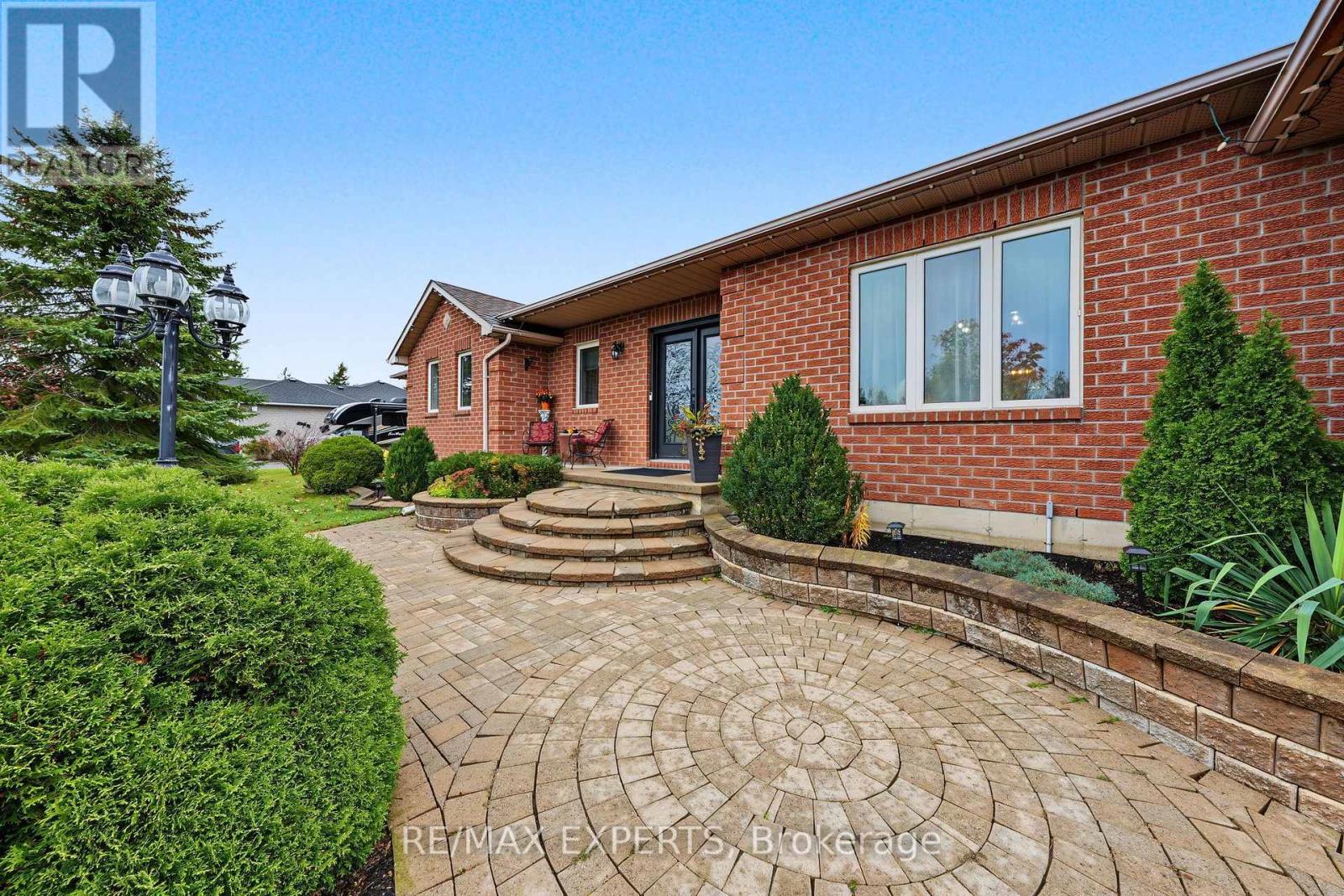 10 LIMOSANO STREET, Scugog — photo 6