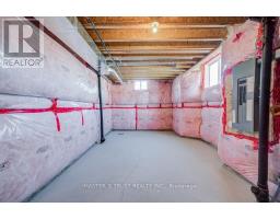 57 Tupling Street, Bradford West Gwillimbury, ON L3Z0W8 Photo 47