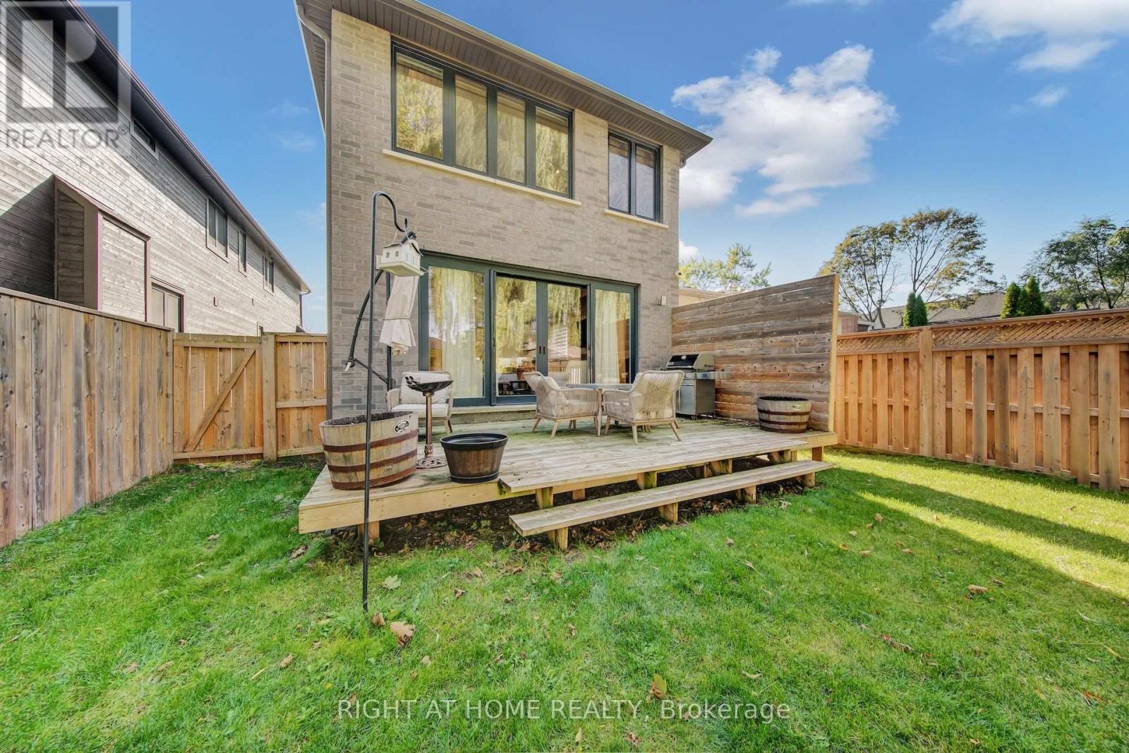 1017 Lorne Park Road, Mississauga, ON photo 47