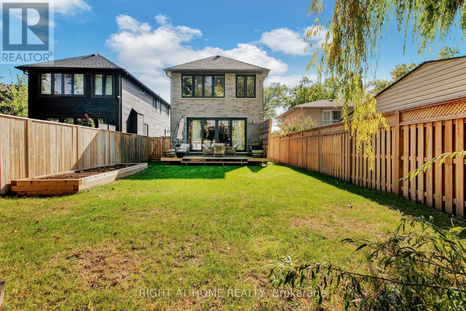1017 Lorne Park Road, Mississauga, ON photo 50