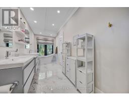 1017 Lorne Park Road, Mississauga, ON L5H2Z9 Photo 24